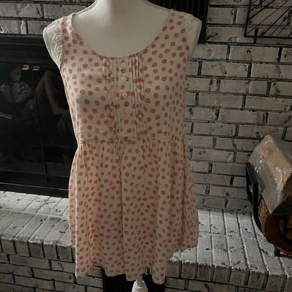 LC Lauren Conrad Pink Floral Sleeveless Top - Picture 1 of 3